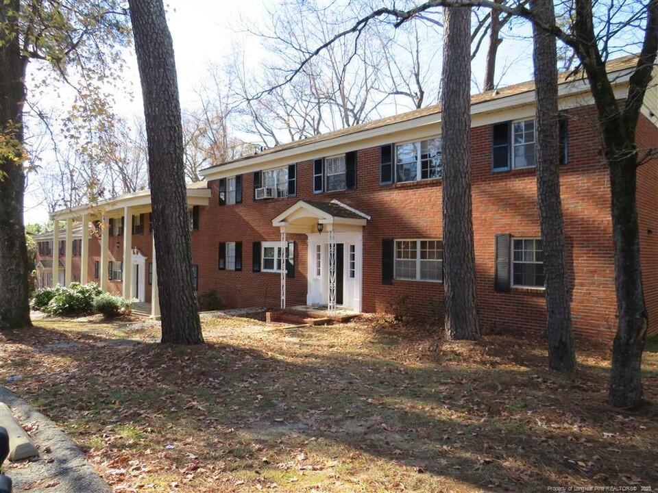 2456 Bragg Blvd in Fayetteville, NC - Building Photo