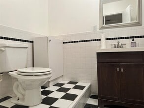 1502 St Louis Ave in Bay Shore, NY - Building Photo - Building Photo