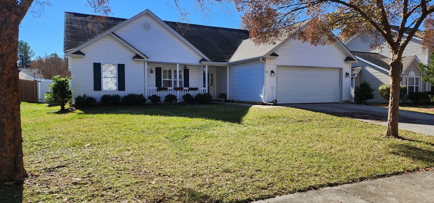14009 Ballyshannon Ln in Charlotte, NC - Building Photo