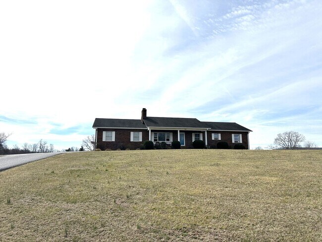 583 Damascus Church Rd in Statesville, NC - Building Photo - Building Photo