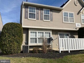 5803 Coventry Way in Mount Laurel, NJ - Building Photo - Building Photo