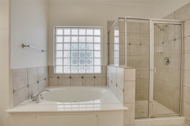 property at 3015 W Park at Fairdale