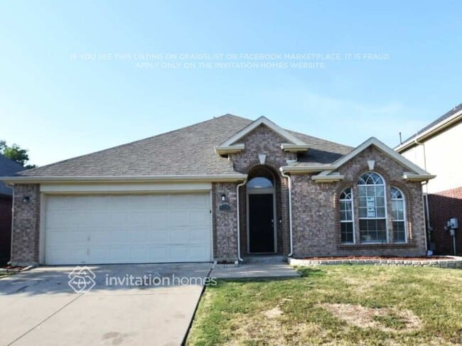 property at 4737 Park Downs Dr