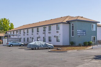 Hope Landing in Sacramento, CA - Building Photo - Building Photo