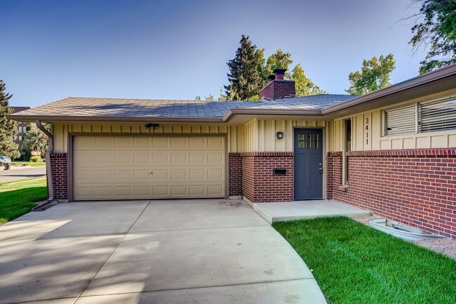 3411 S Dayton St in Denver, CO - Foto de edificio - Building Photo