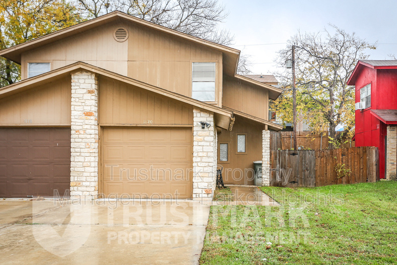 1120 Royal Crest Dr in Killeen, TX - Building Photo