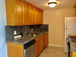 1067 Cornwall D in Boca Raton, FL - Building Photo - Building Photo