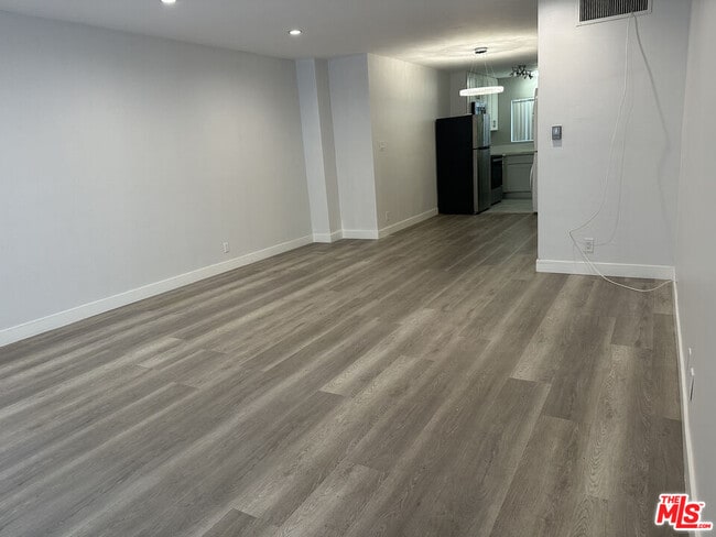 property at 326 S Serrano Ave