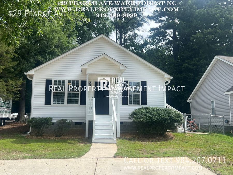 429 Pearce Ave in Wake Forest, NC - Building Photo