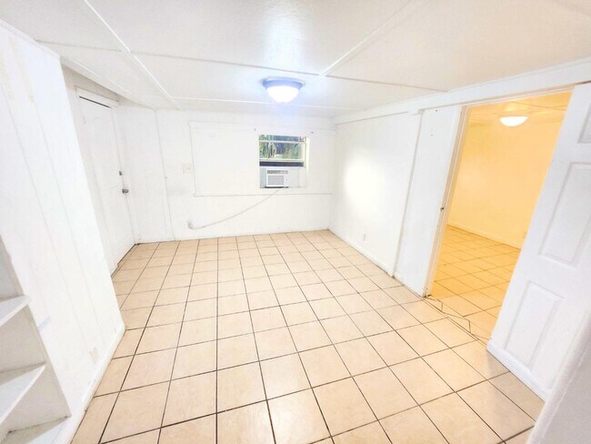 3334 Edgewood Ave in Ft. Myers, FL - Building Photo - Building Photo