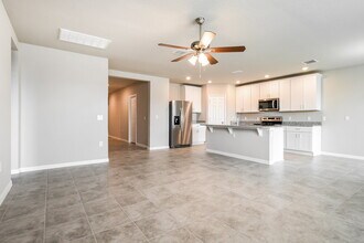 5264 Sanders Oak Trl in St. Cloud, FL - Building Photo - Building Photo