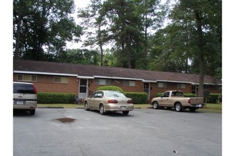 103 Dellwood Cir in Warner Robins, GA - Building Photo - Building Photo