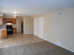 3460 Oak Bend Blvd in Canal Winchester, OH - Foto de edificio - Building Photo