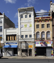 810 N Broad St in Philadelphia, PA - Building Photo - Building Photo