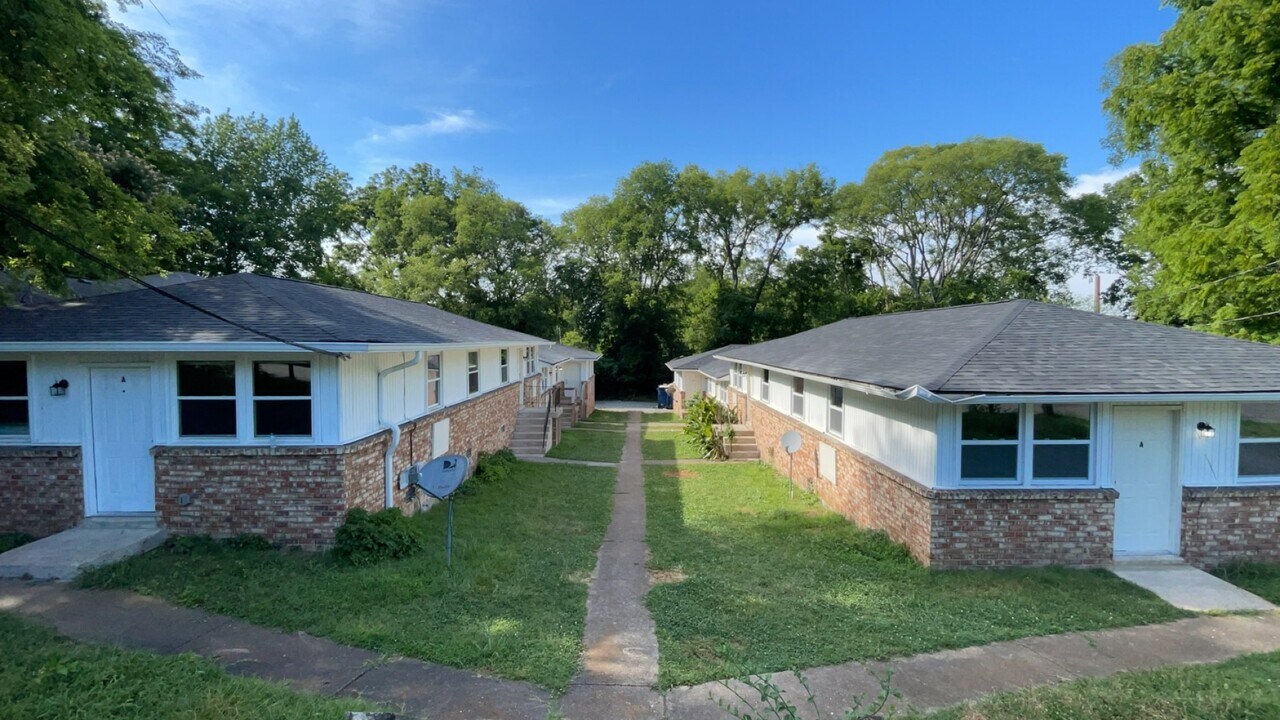 2208 Morena St in Nashville, TN - Building Photo