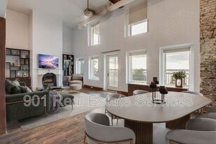 107 S Front St in Memphis, TN - Building Photo