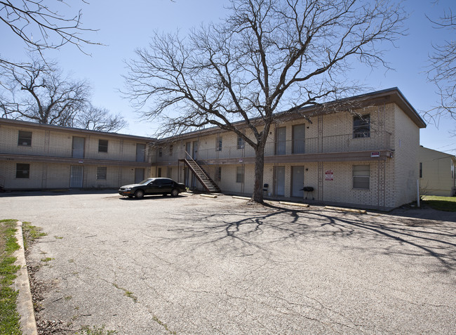 1215-1217 N 4th St in Killeen, TX - Building Photo - Building Photo