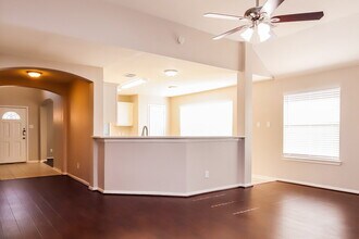 4839 Callery Creek Dr in Houston, TX - Building Photo - Building Photo