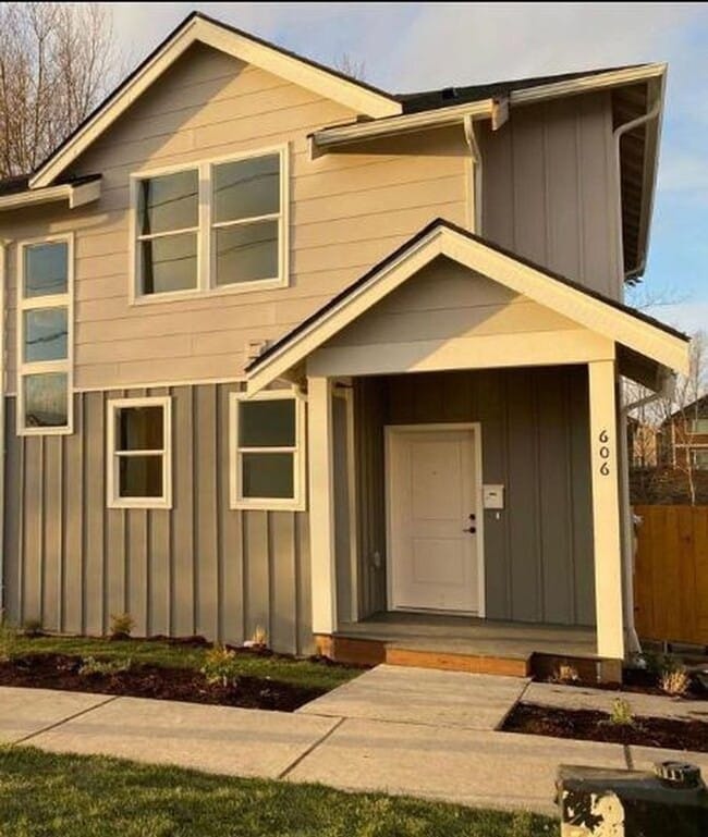 property at 614 Telegraph Rd