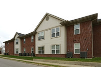 St. Joseph Community Apartments in Henderson, KY - Foto de edificio - Building Photo