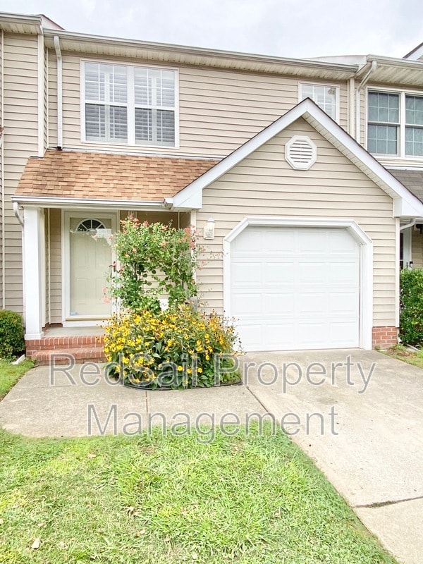 144 River Walk Ct in Hampton, VA - Building Photo - Building Photo