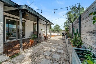 11301 Ptarmigan Dr in Austin, TX - Building Photo - Building Photo