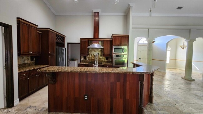 2508 14th St W in Lehigh Acres, FL - Building Photo - Building Photo