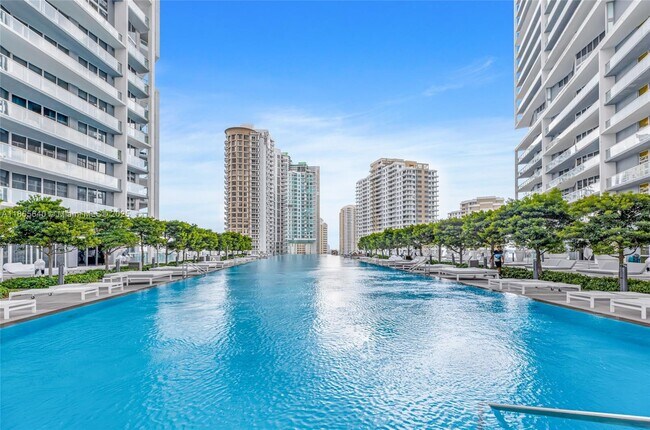 property at 475 Brickell Ave