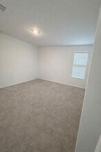 23408 Tiny Moons Wy in Elgin, TX - Foto de edificio - Building Photo