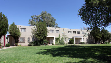 Park South Apartments in Albuquerque, NM - Building Photo - Building Photo