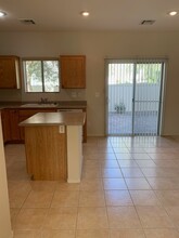 898 Shining Rose Pl in Henderson, NV - Building Photo - Building Photo