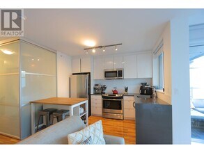 289-289 E 6th Ave in Vancouver, BC - Building Photo - Building Photo