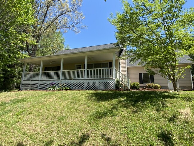 property at 299 Windom Cv