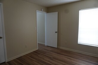 8360 Pineverde Ln in Jacksonville, FL - Building Photo - Building Photo