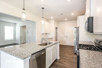 404 Stonefence Dr in Greenville, SC - Building Photo - Building Photo