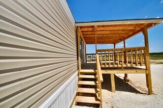 25 Road 5608 in Cleveland, TX - Building Photo - Building Photo