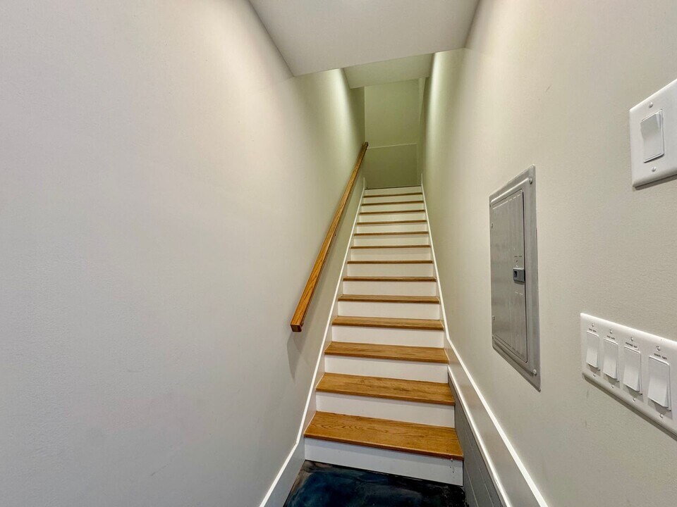 440 Owls Nest Dr in Bracey, VA - Building Photo