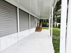 5131 Jo St in Zephyrhills, FL - Building Photo - Building Photo