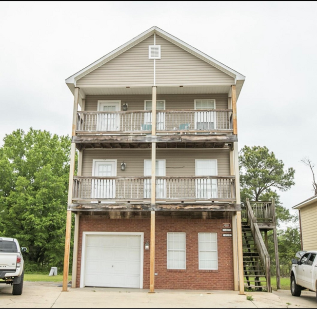 property at 1319 St Andrews Ln