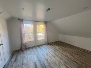 381 Shelton Ave in New Haven, CT - Building Photo - Building Photo