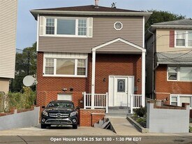 24 Sycamore Rd in Bayonne, NJ - Building Photo