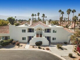 43735 Ave Alicante in Palm Desert, CA - Building Photo