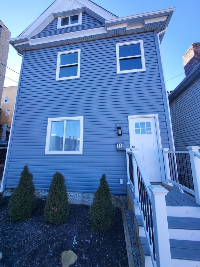 property at 11 Maytide St