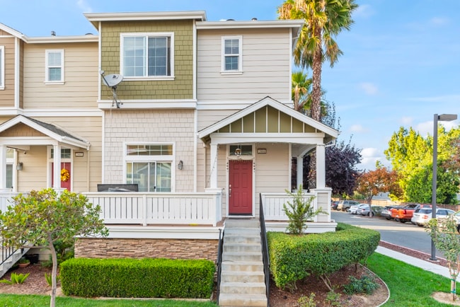 2801 Lavender Ter