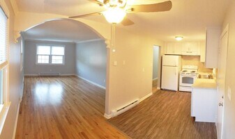 186 Sheffield Lane, Unit 3 in Bristol, CT - Building Photo