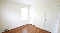 1310 Wilmette Ave photo'