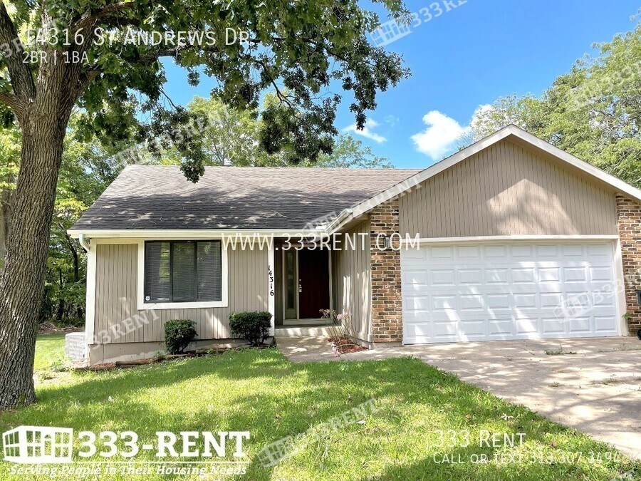 14316 St Andrews Dr in Grandview, MO - Building Photo
