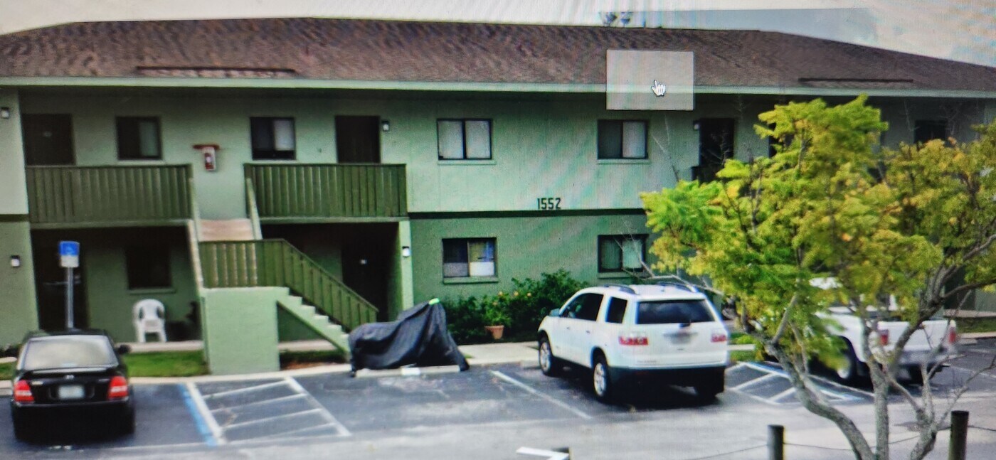 1552 University Ln, Unit 206 in Cocoa, FL - Building Photo
