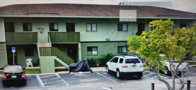 property at 1552 University Ln