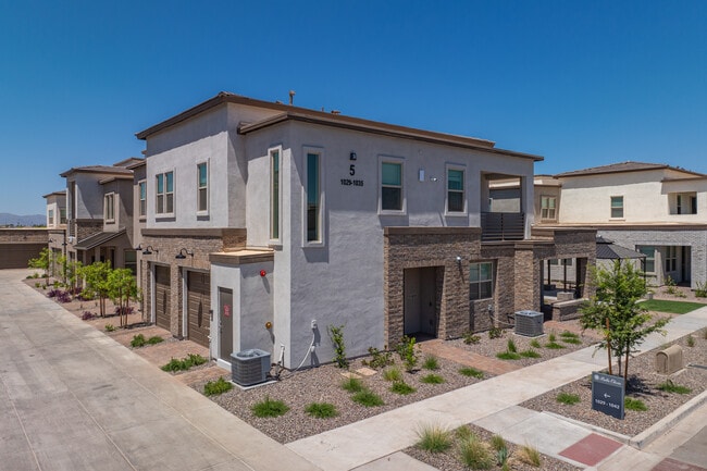 Bella Olivia in Peoria, AZ - Foto de edificio - Building Photo